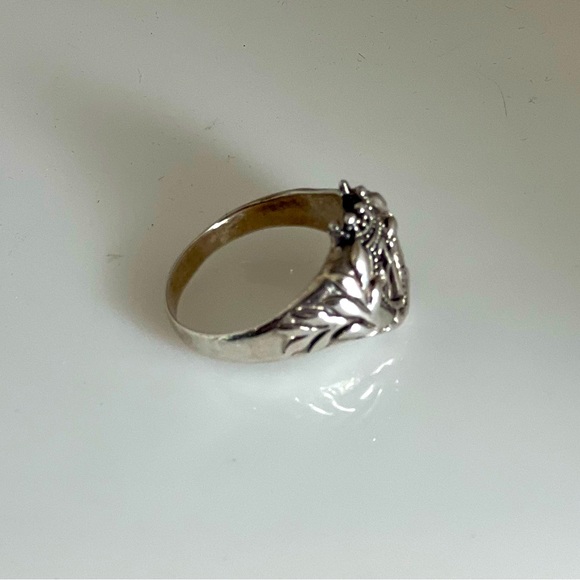 Stunning 925 Silver ring 💖💖💖 - Picture 2 of 2